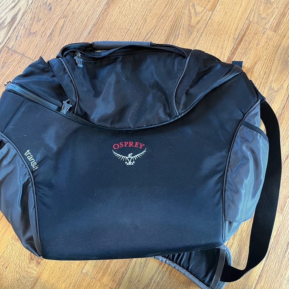 Black Osprey Messenger Bag